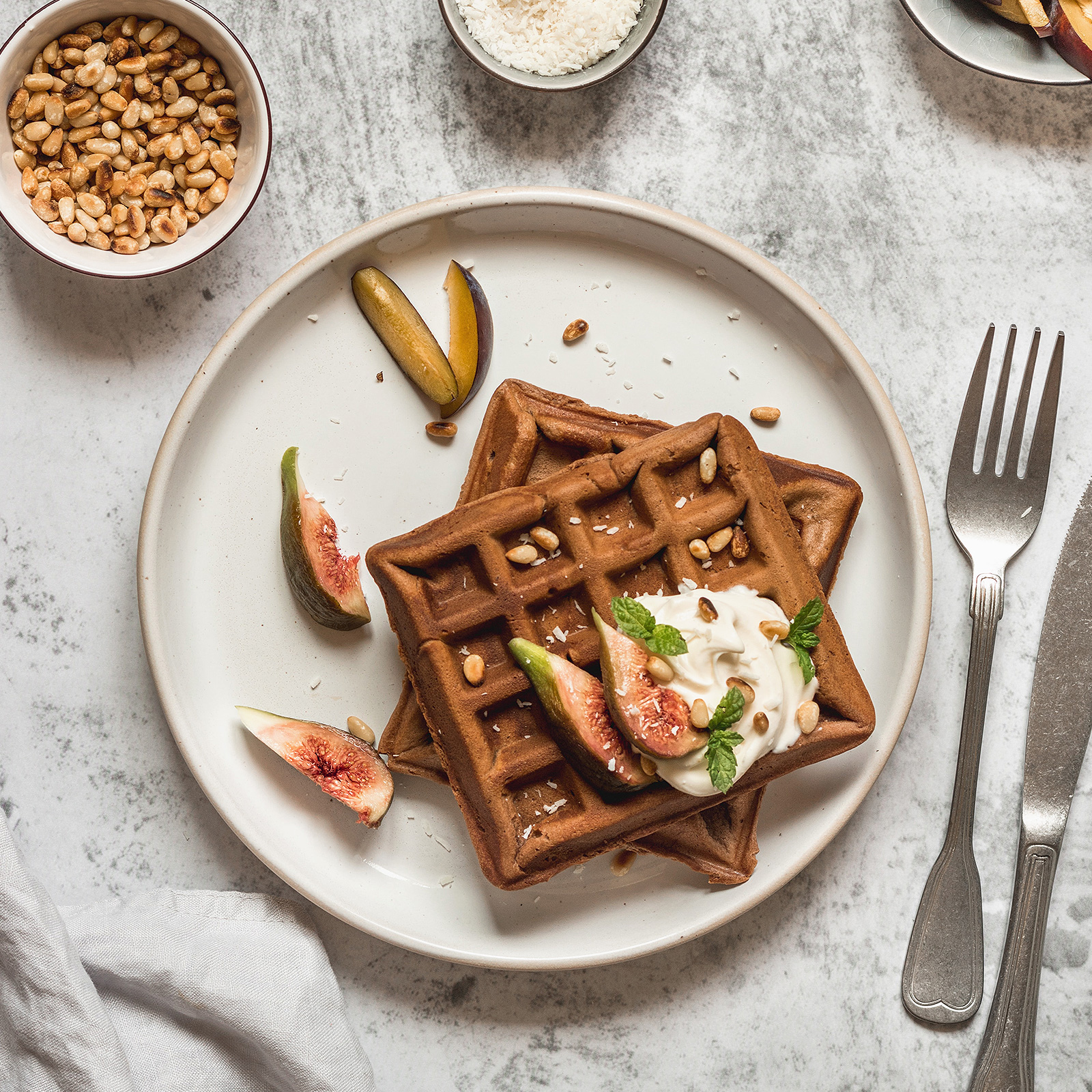 Buttermilk waffles with vanilla mascarpone